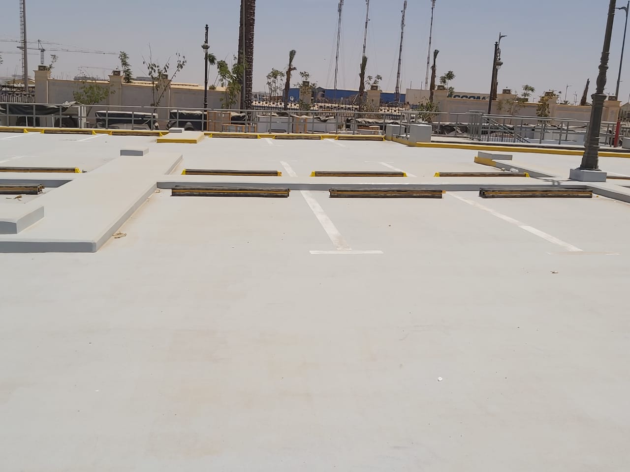 Systems - Exposed Car Park Systems - Our car deck systems based on the HYPERDESMO® waterproofing polyurethane coatings ensure the protection from water-ingress in exposed substrates but also protect them from heavy traffic loads due to their exceptional mechanical properties and high crack-bridging capacity.